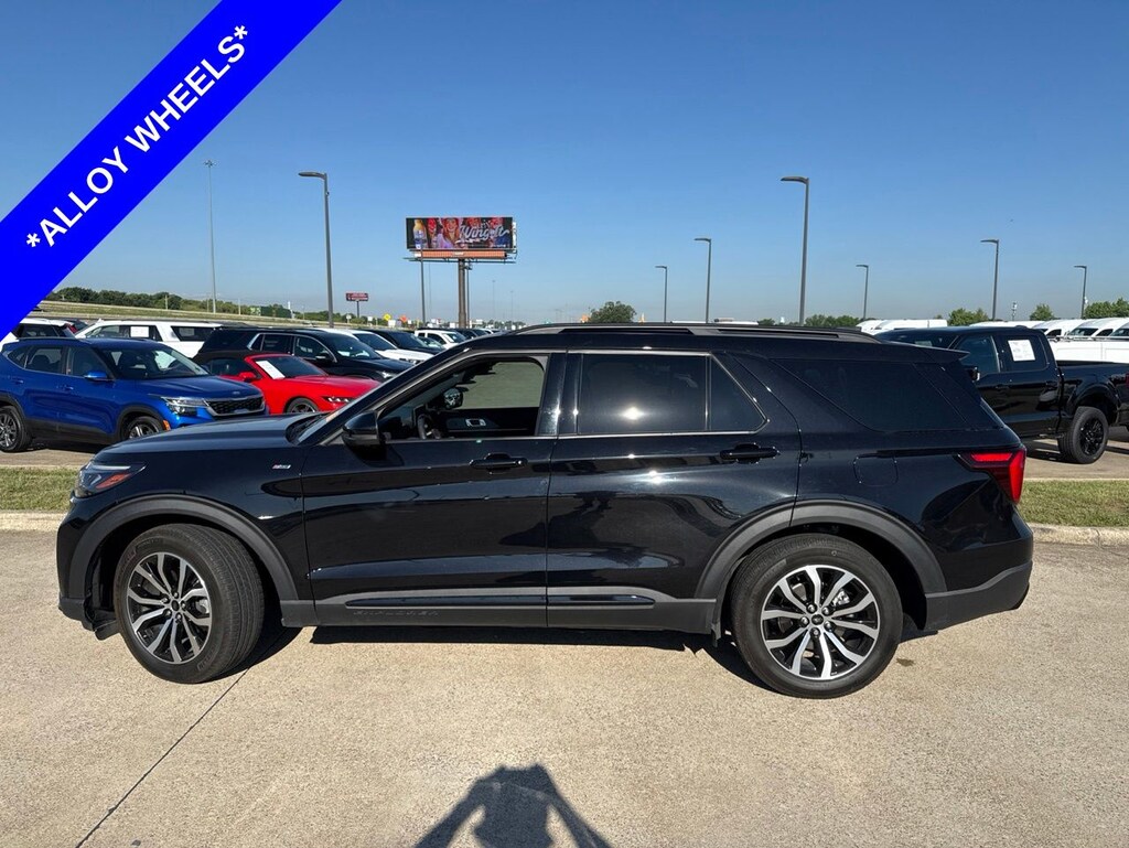 Certified 2025 Ford Explorer ST-Line SUV