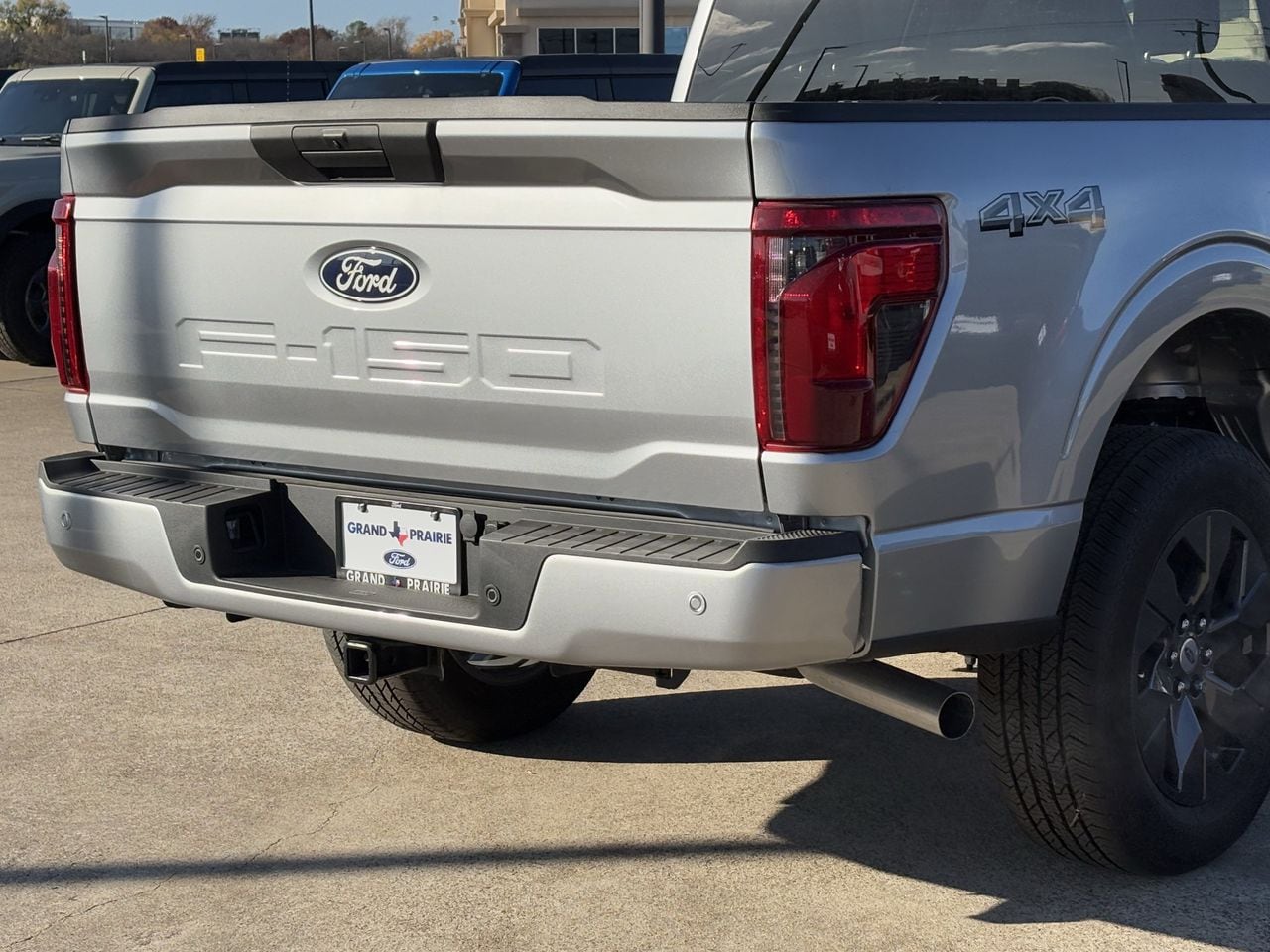 2025 Ford F-150 STX - Photo 7