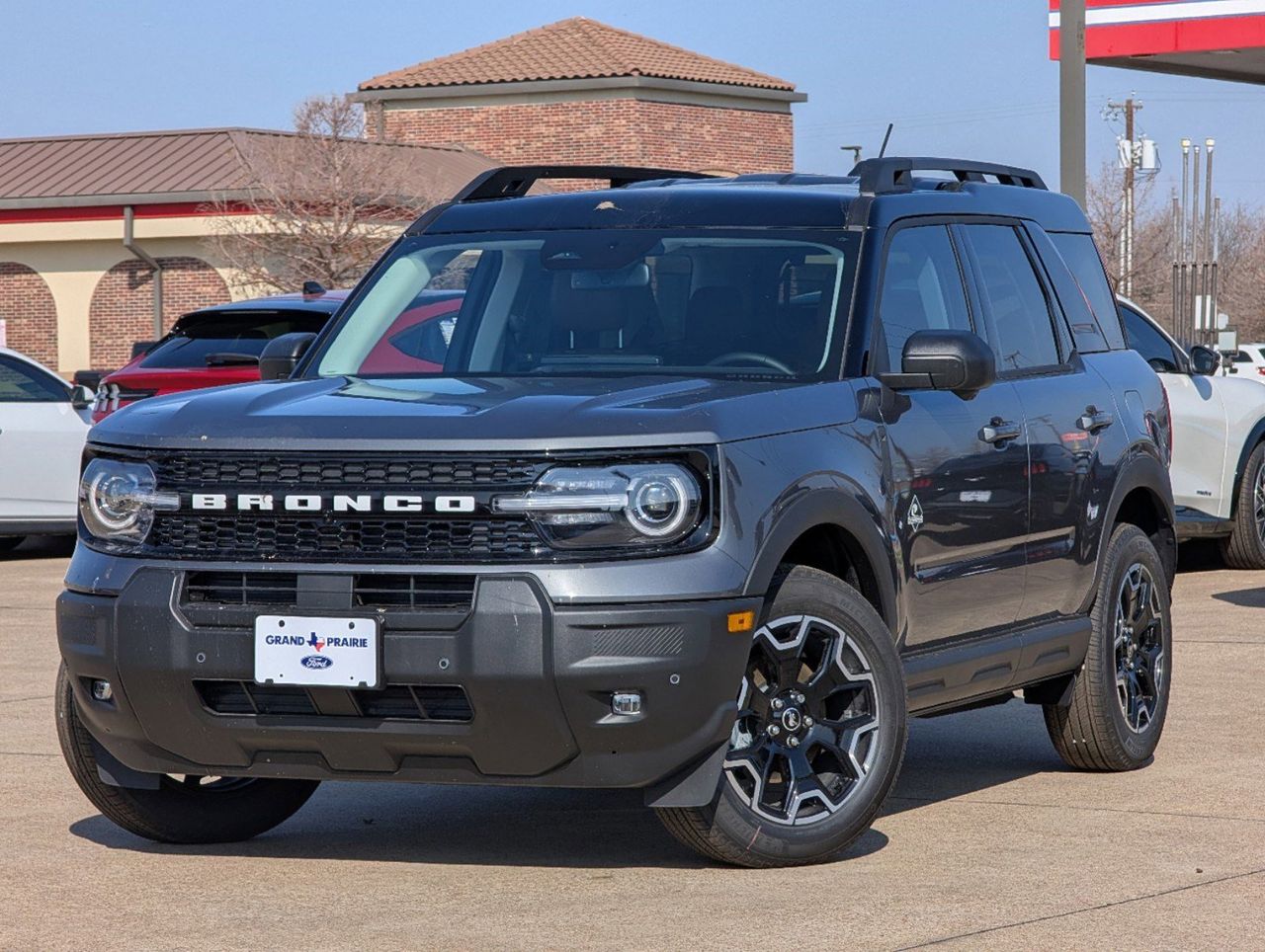 2025 Ford Bronco Sport Outer Banks photo 2