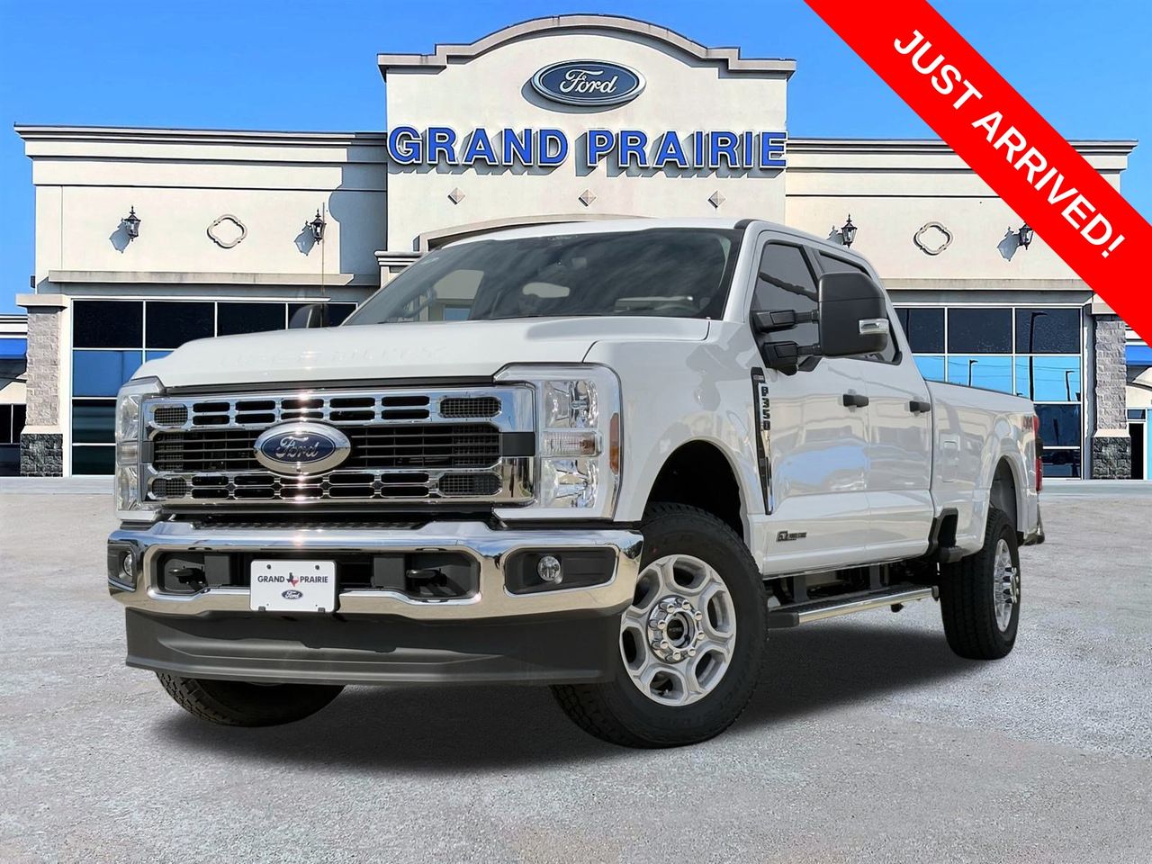 2026 Ford F-350 Super Duty XLT's photo