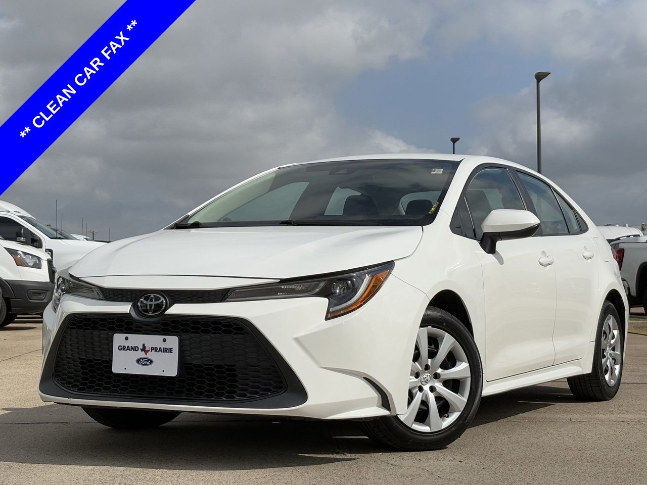 Used 2022 Toyota Corolla LE with VIN 5YFEPMAE8NP361492 for sale in Grand Prairie, TX