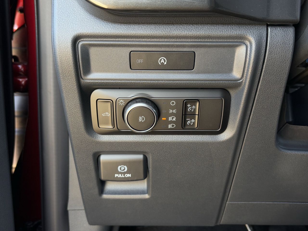 2025 Ford F-150 STX - Photo 22