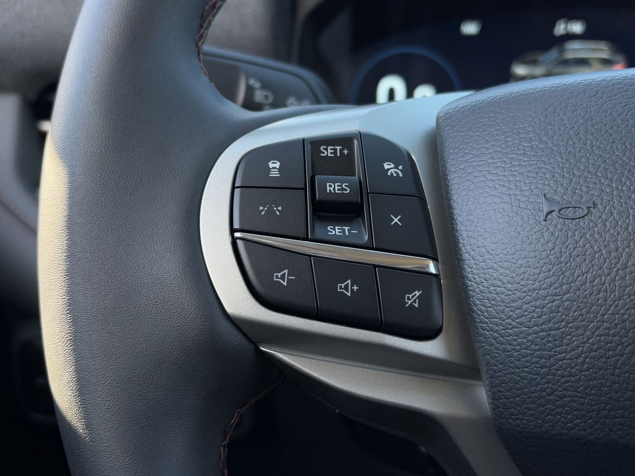 2026 Ford Explorer Active - Photo 14