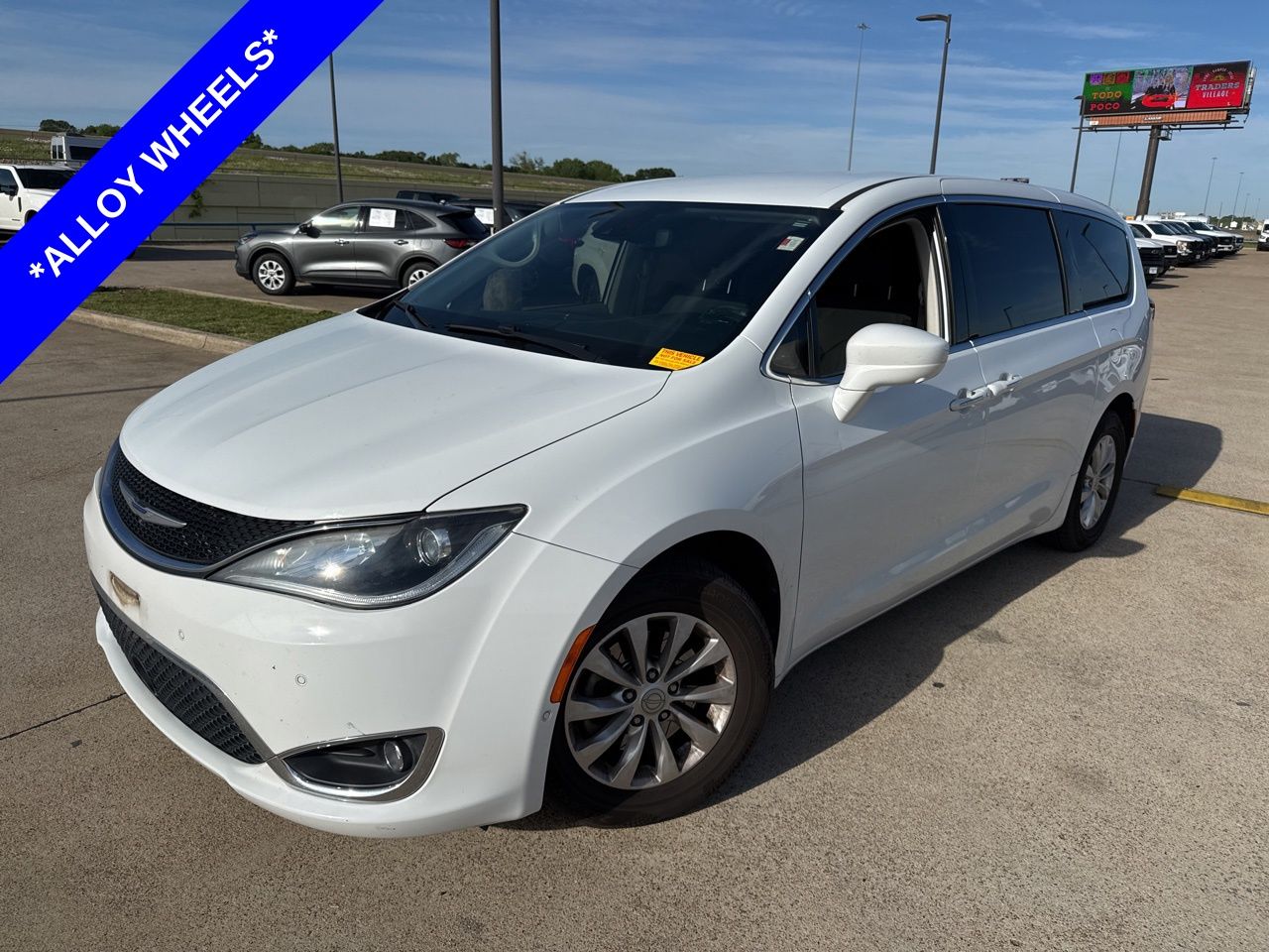 2020 Chrysler Pacifica Touring