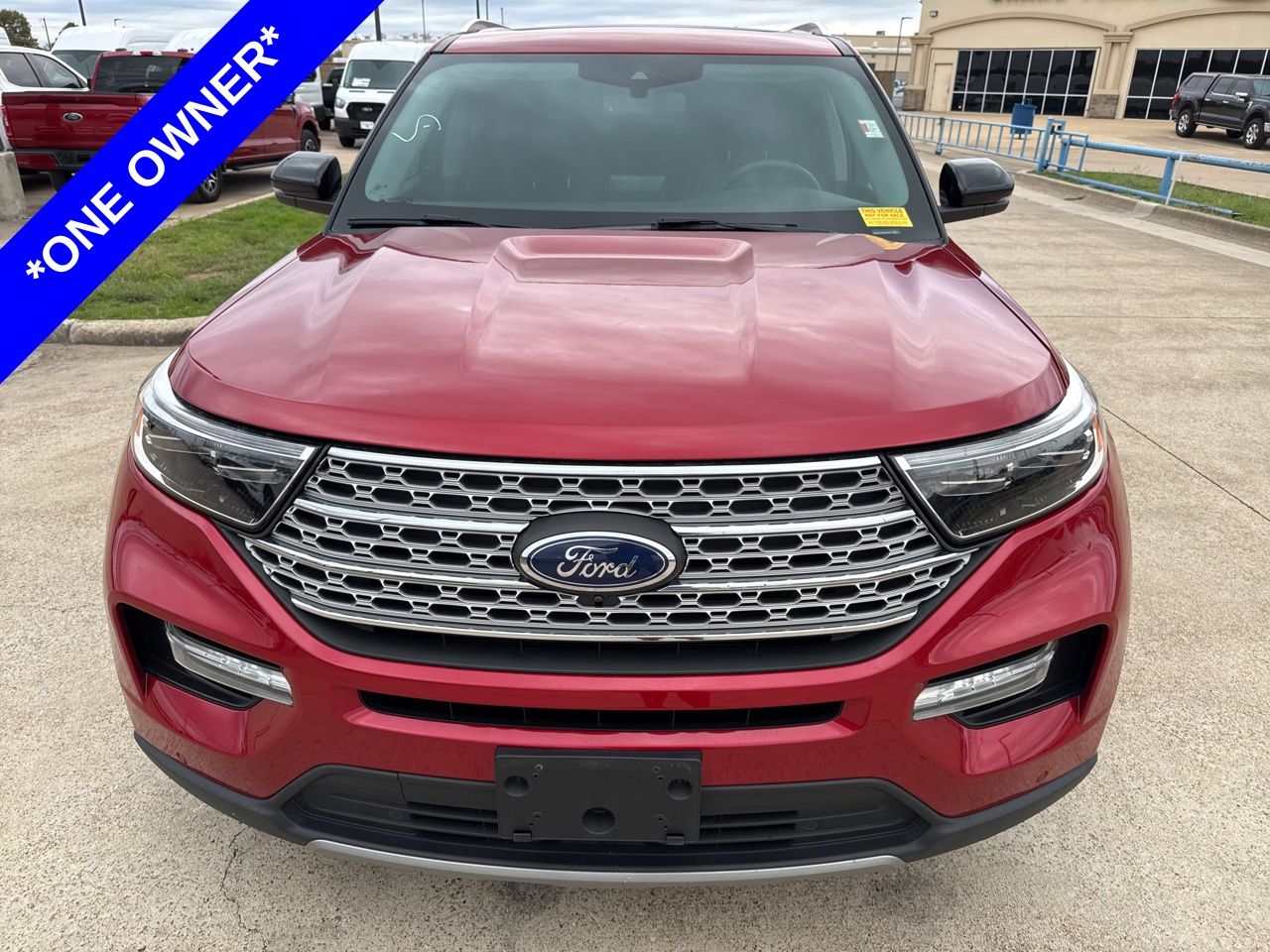 2023 Ford Explorer Limited photo 2