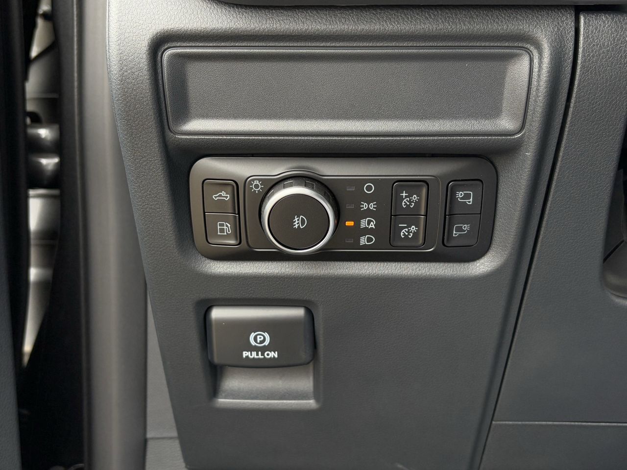 2025 Ford F-150 XLT - Photo 23