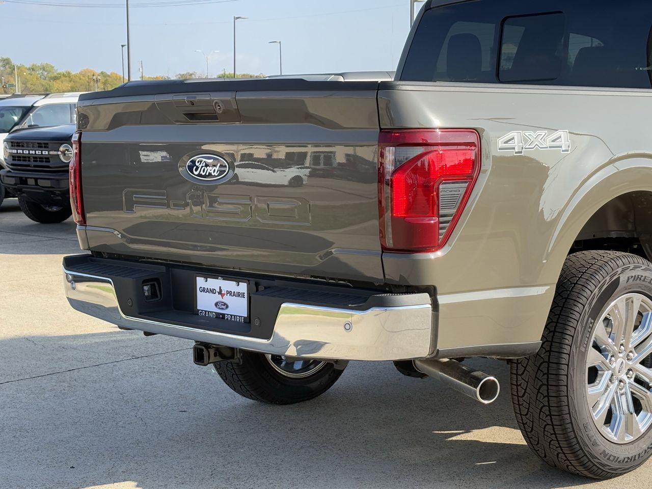 2025 Ford F-150 XLT - Photo 7