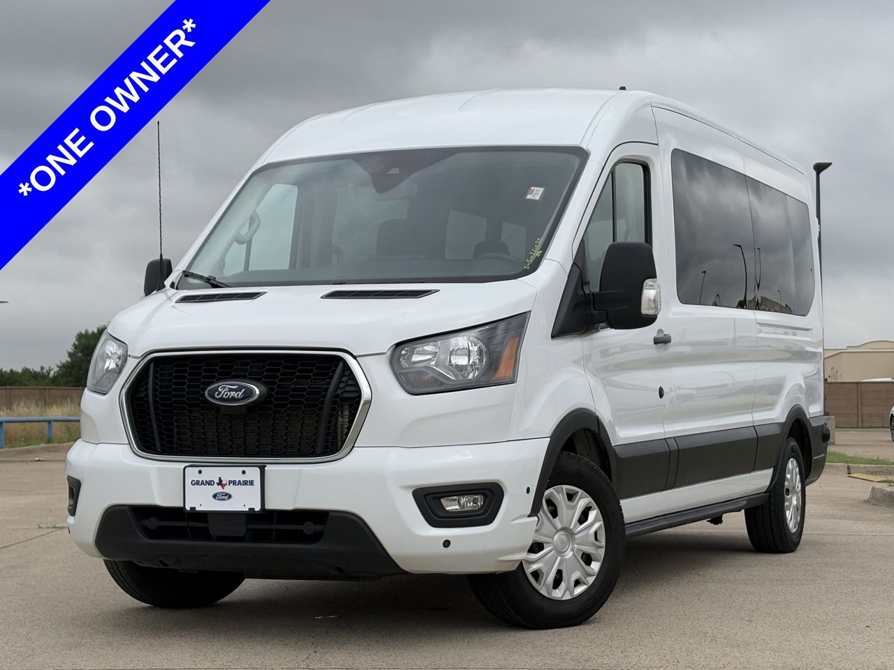 2024 Ford Transit 350 XLT Med Roof Sliding Pass. 148's photo