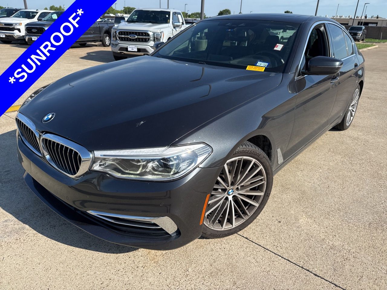 2018 BMW 5 Series 530i xDrive Sedan's photo