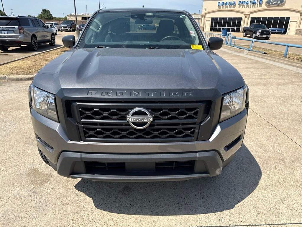 Used 2022 Nissan