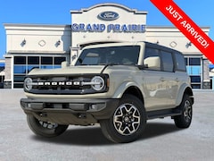 2025 Ford Bronco Outer Banks SUV