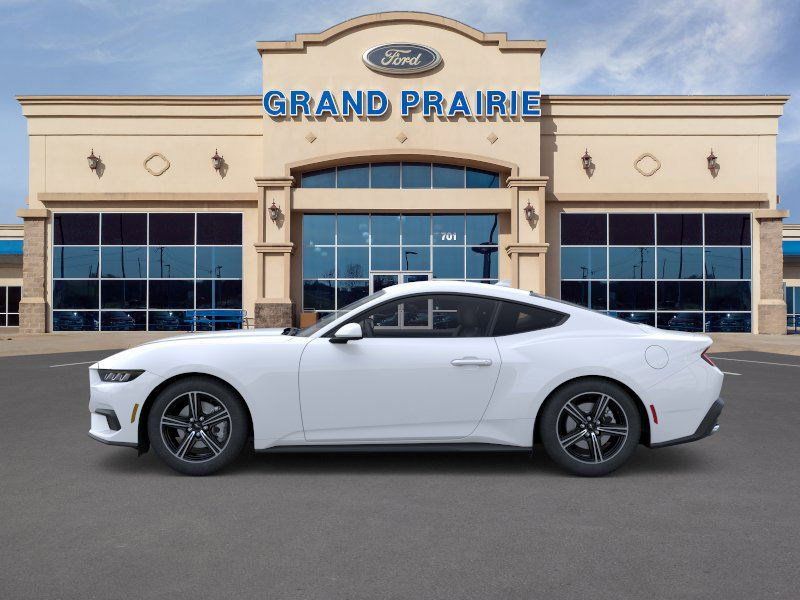 2025 Ford Mustang EcoBoost photo 3