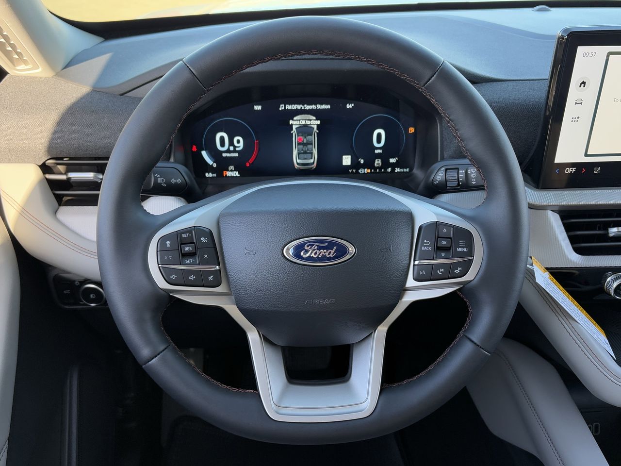 2026 Ford Explorer Active - Photo 13