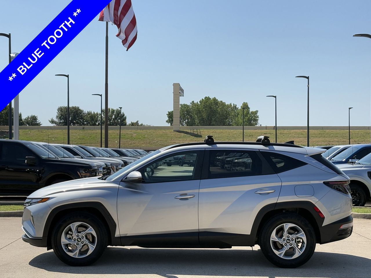2023 Hyundai Tucson SEL photo 2
