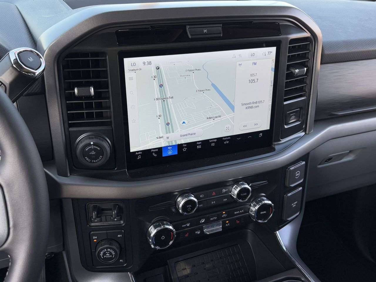 2025 Ford F-150 XLT - Photo 19