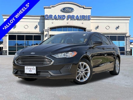 2020 Ford Fusion SE Sedan