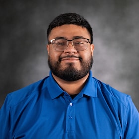 Staff member Sebastian Ruiz from ID_2fa313332f4e