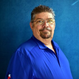 Staff member Robert Dudley from ID_9fac8bc29f03