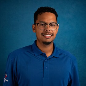 Staff member Carlos Robledo from ID_2fa313332f4e