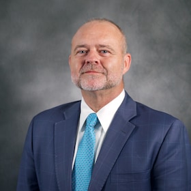 Staff member Scott Moore from ID_090da989e6ae