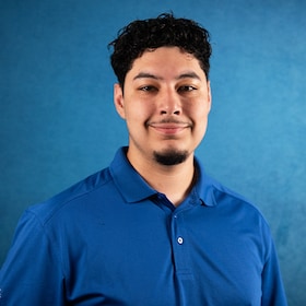Staff member Roberto Salinas from ID_2fa313332f4e
