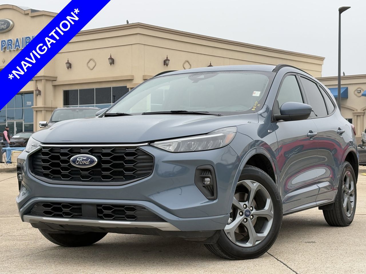2023 Ford Escape ST-Line Select's photo