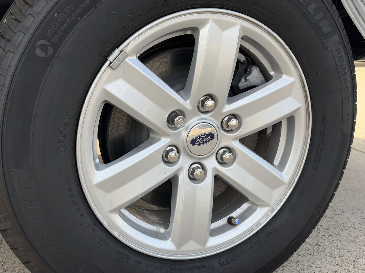 2025 Ford F-150 XL - Photo 10