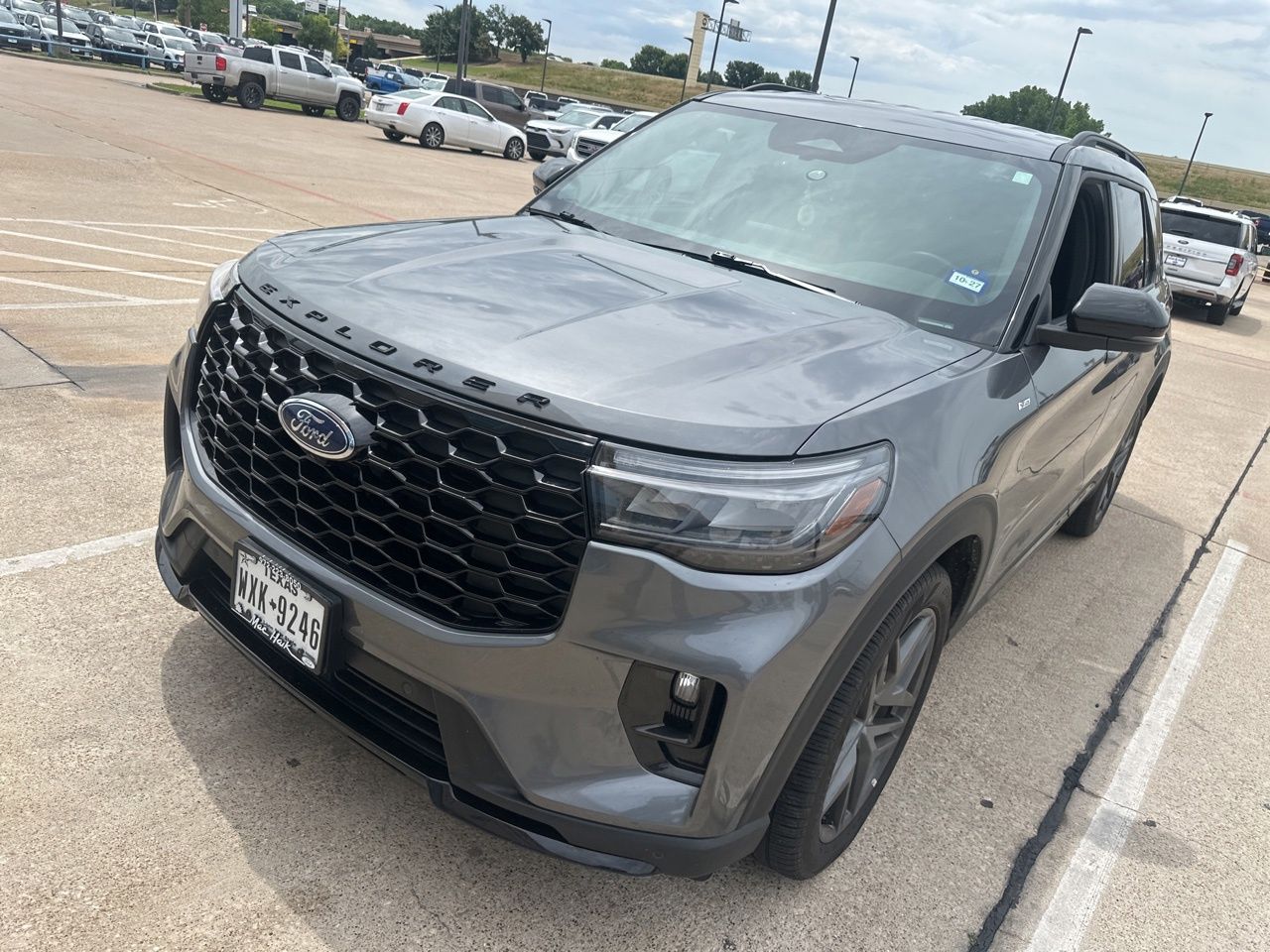 2025 Ford Explorer ST-LINE RWD (PL535)'s photo