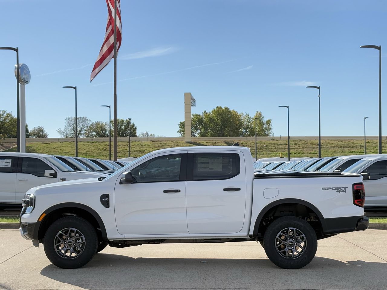 2025 Ford Ranger XLT photo 2