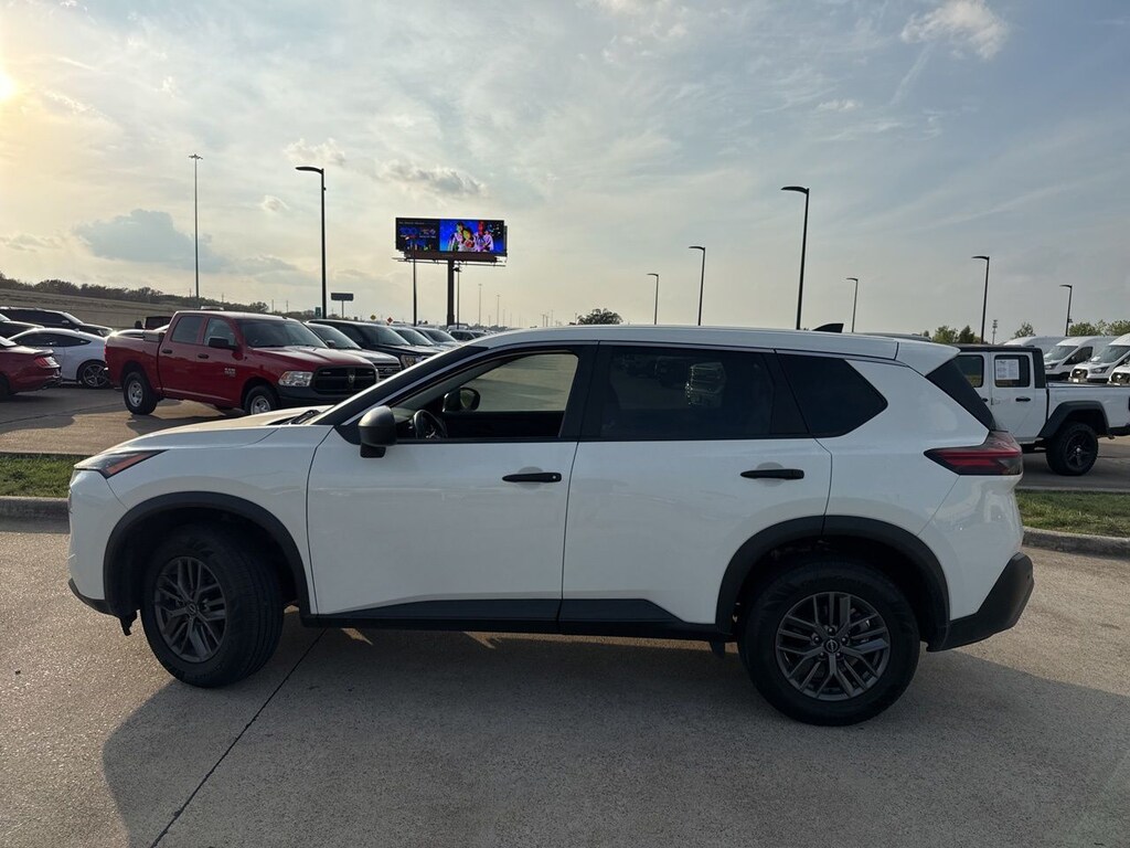 Used 2023 Nissan Rogue S SUV