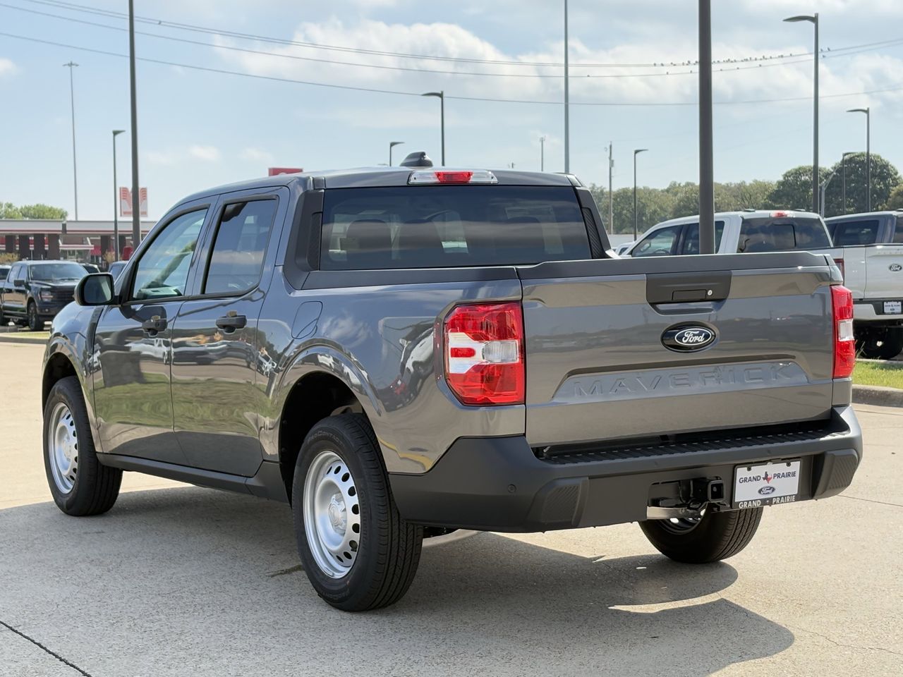 2025 Ford Maverick XL photo 4