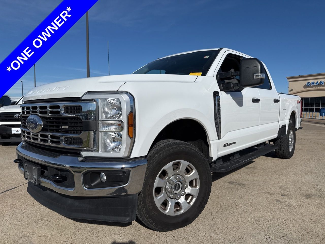2024 Ford F-250 Super Duty XLT's photo