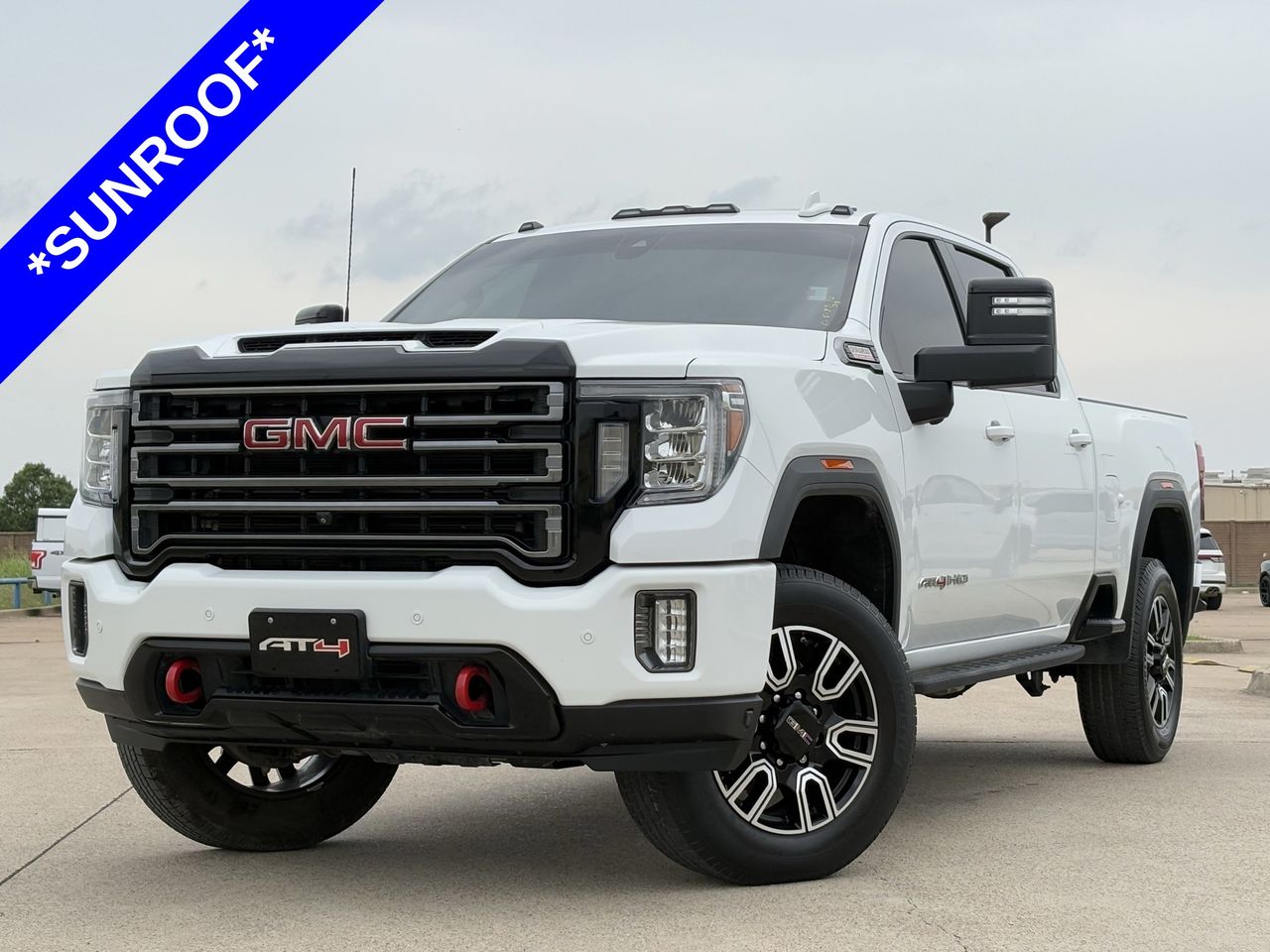 2022 GMC Sierra 4WD Crew Cab Standard Box AT4's photo