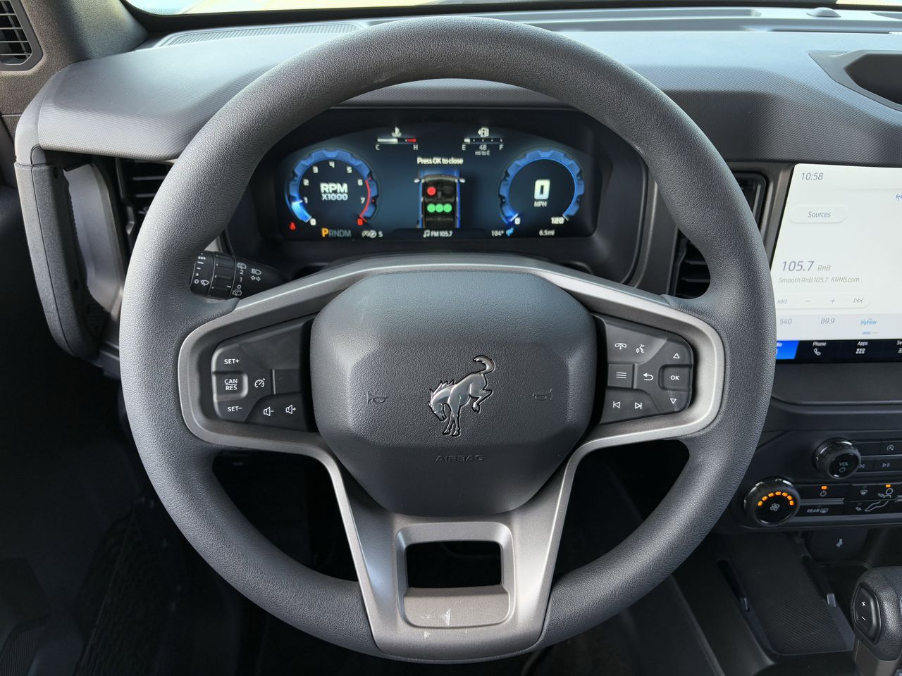 2025 Ford Bronco 4-Door Base - Photo 13