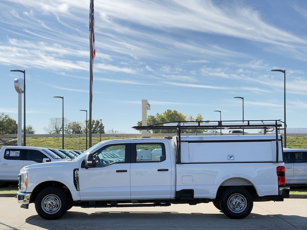 Used 2023 Ford F-250 XL Truck Crew Cab
