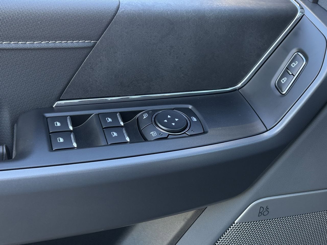 2025 Ford F-150 XLT - Photo 24