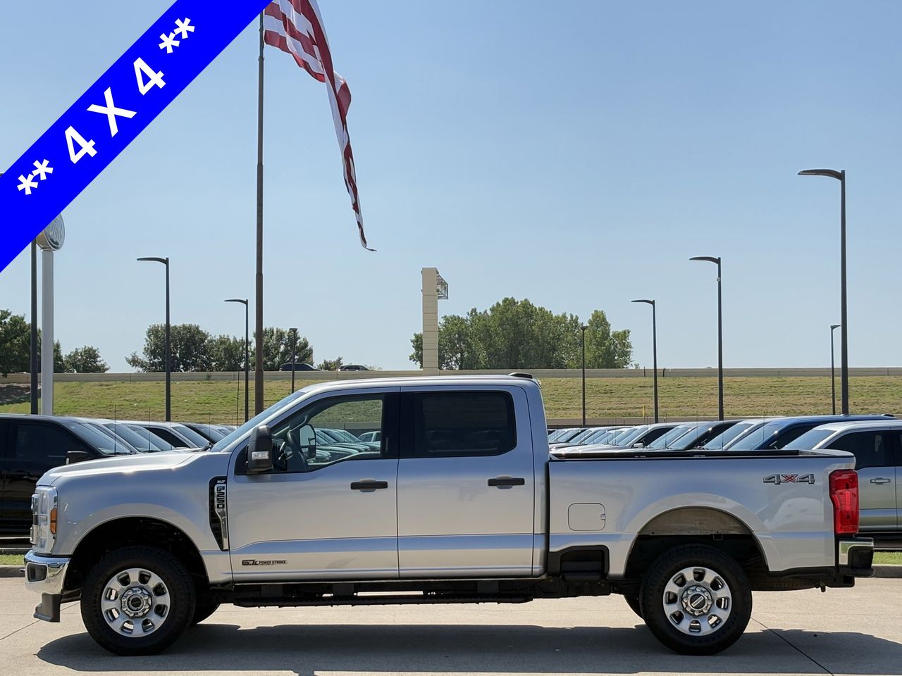 2024 Ford F-250 XLT photo 2