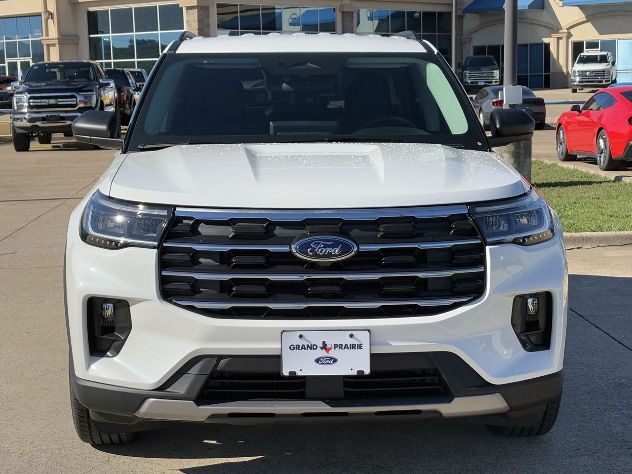 2026 Ford Explorer Active - Photo 8