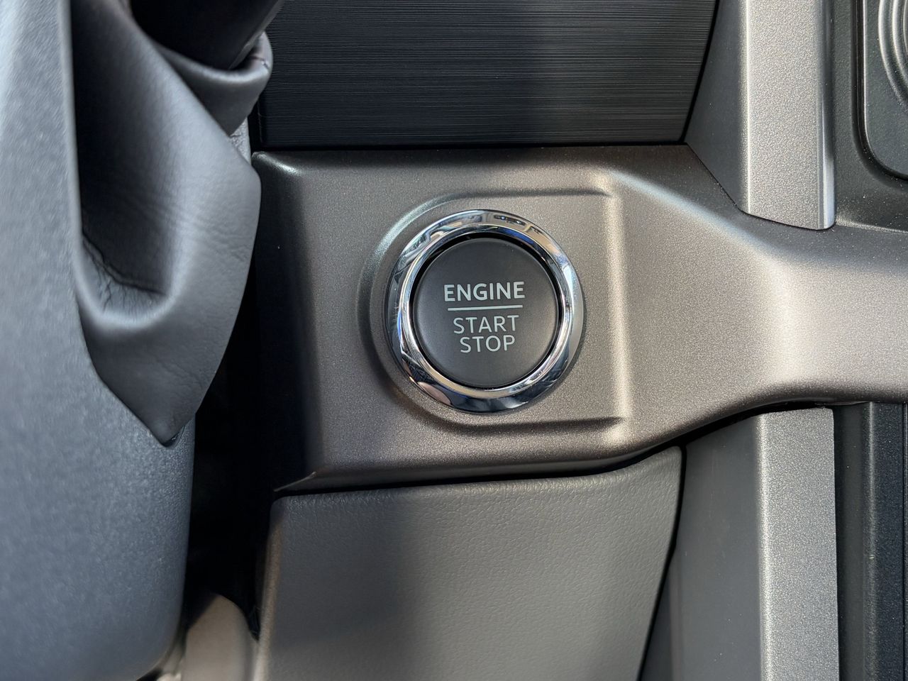 2025 Ford F-150 XLT - Photo 18