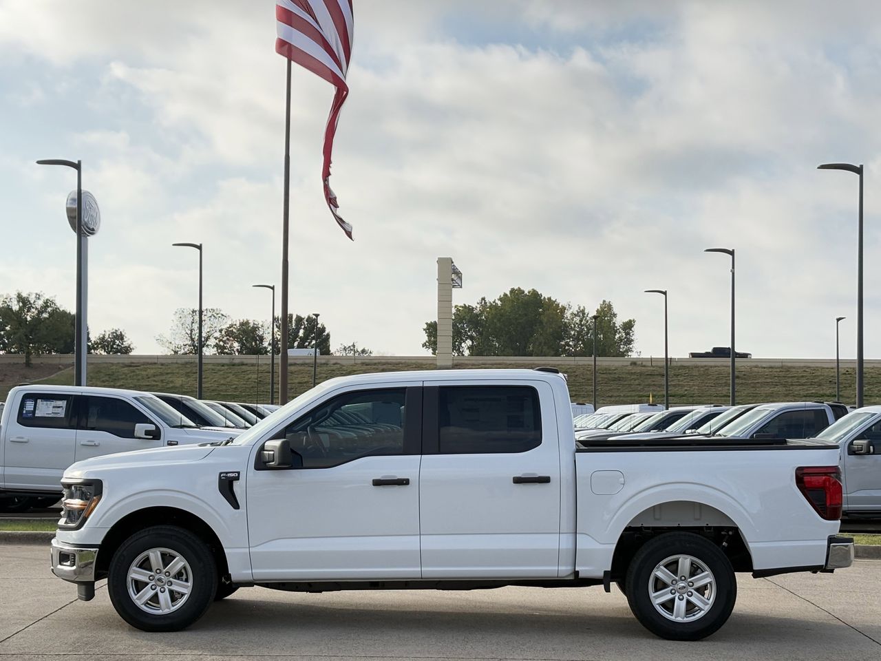 2025 Ford F-150 XL - Photo 3