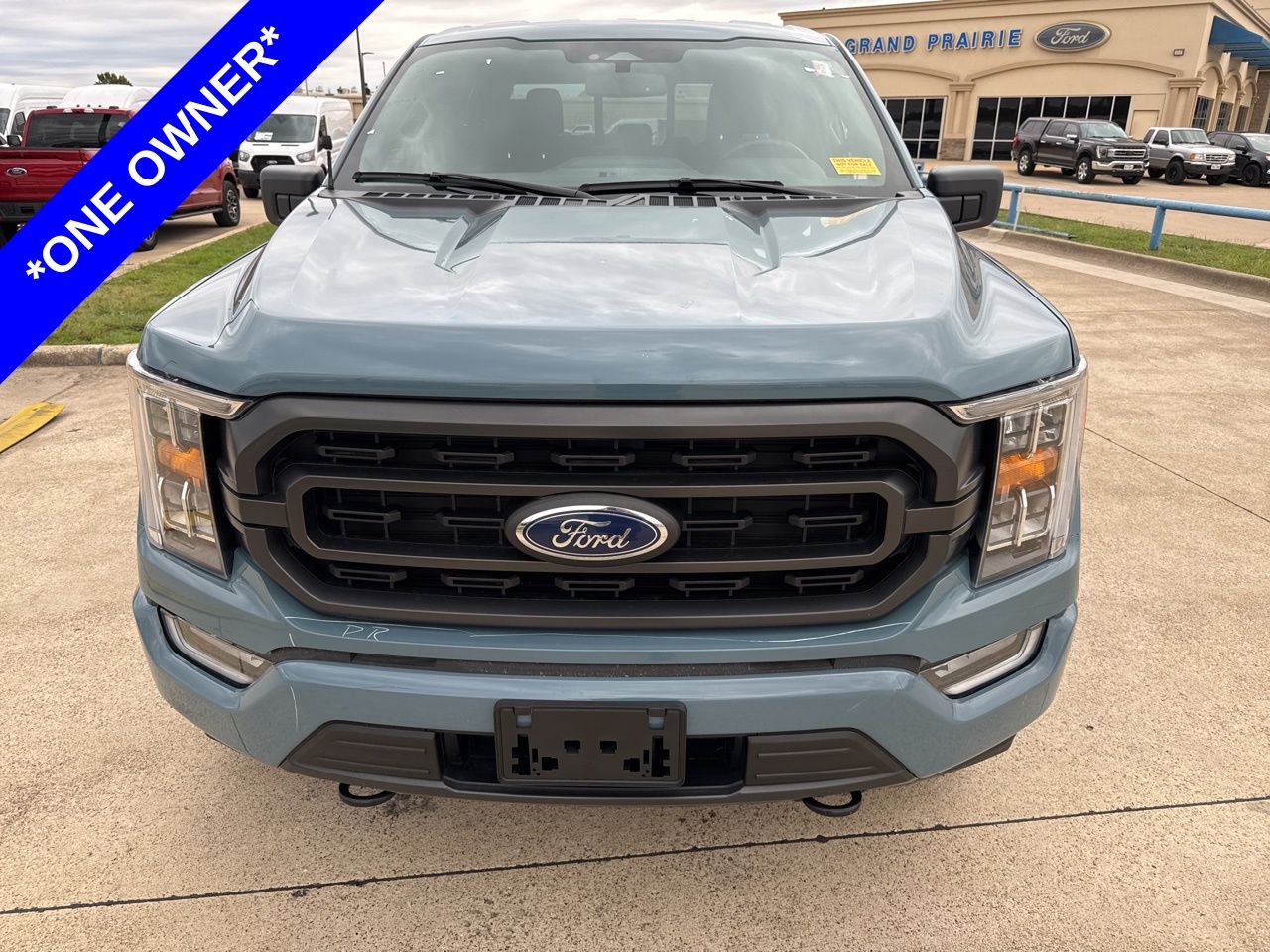 2023 Ford F-150 XLT photo 2