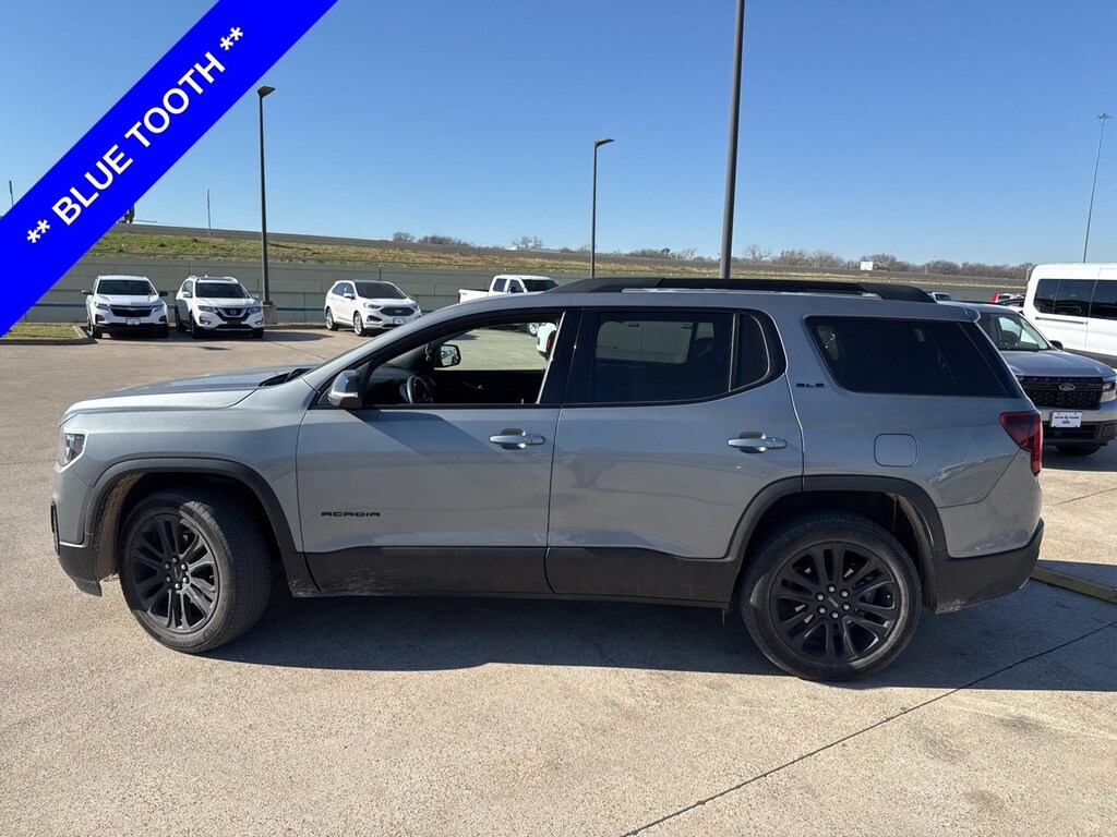 Used 2023 GMC Acadia SLE SUV
