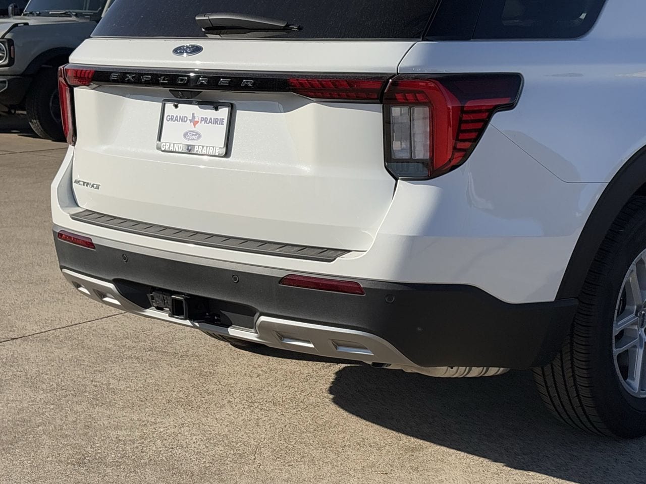 2026 Ford Explorer Active - Photo 7