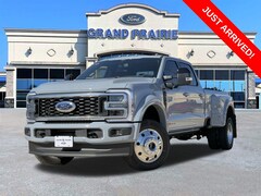 2026 Ford F-450 Platinum Truck Crew Cab