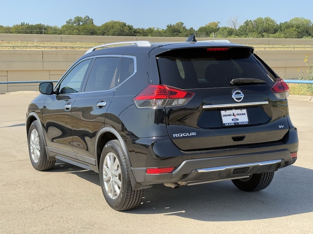 Used 2017 Nissan