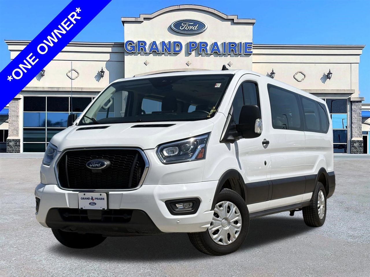 2023 Ford Transit 350 XLT Low Roof Sliding Pass. 148's photo