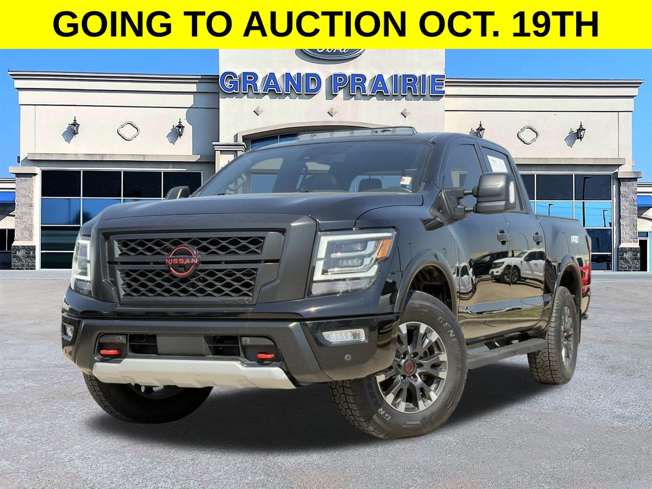 Super Black 2024 Nissan Titan Pickup Truck Four-Wheel Drive 9-Speed Automatic