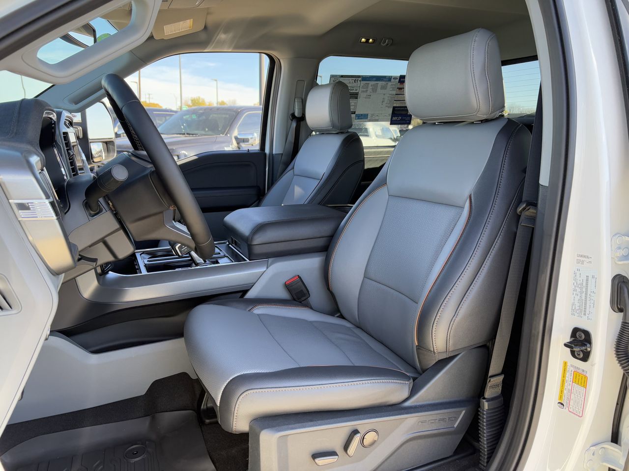 2025 Ford F-150 Lariat - Photo 26