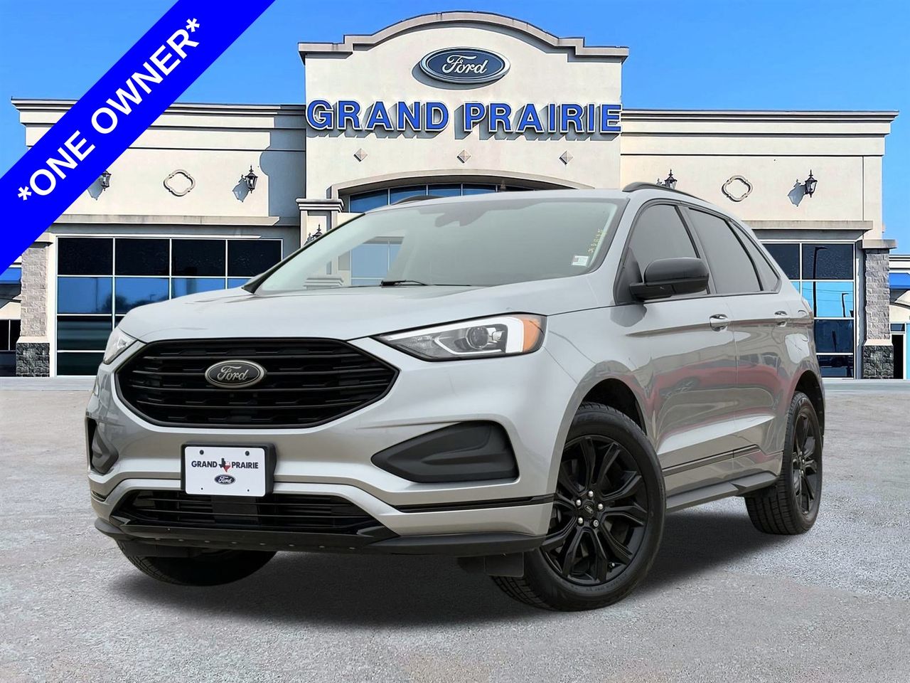 2022 Ford Edge SE's photo