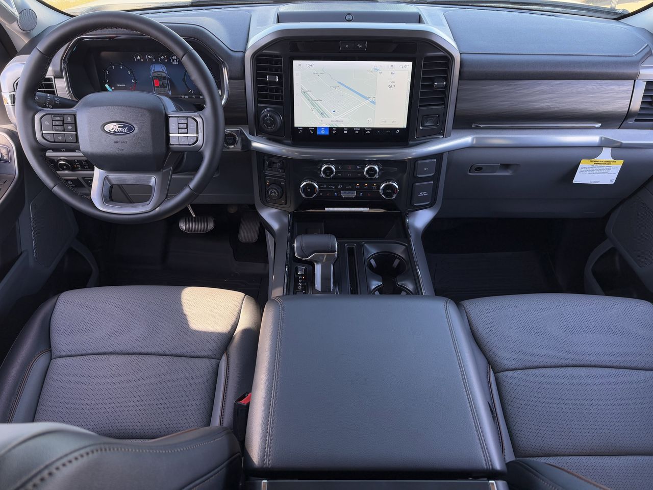 2025 Ford F-150 Lariat - Photo 11